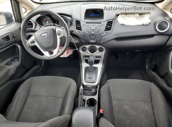3FADP4BJ5KM142540 2019 FORD FIESTA Серый Вид панели приборов