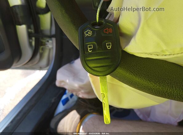 3FADP4BJ7HM137073 2017 FORD FIESTA Silver Widok deski rozdzielczej