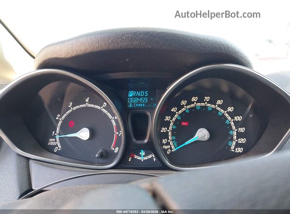 3FADP4BJ7HM157727 2017 FORD FIESTA Красный Вид задних сидений