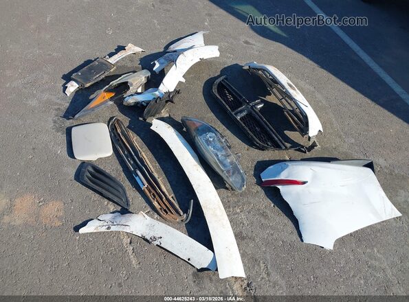 3FADP4BJ8JM101267 2018 FORD FIESTA Белый Вид панели приборов