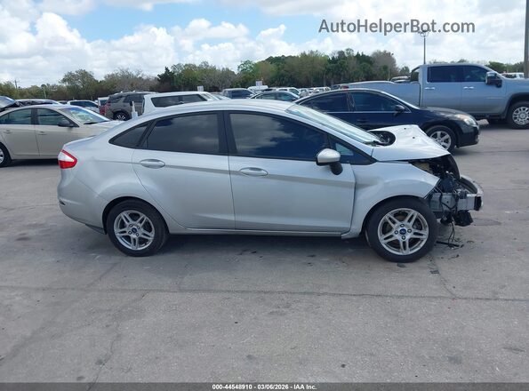 3FADP4BJ8KM137879 2019 FORD FIESTA Silver Панорамний вид салону 360°