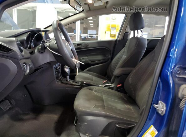3FADP4BJXJM124422 2018 FORD FIESTA Blue Вид салону спереду