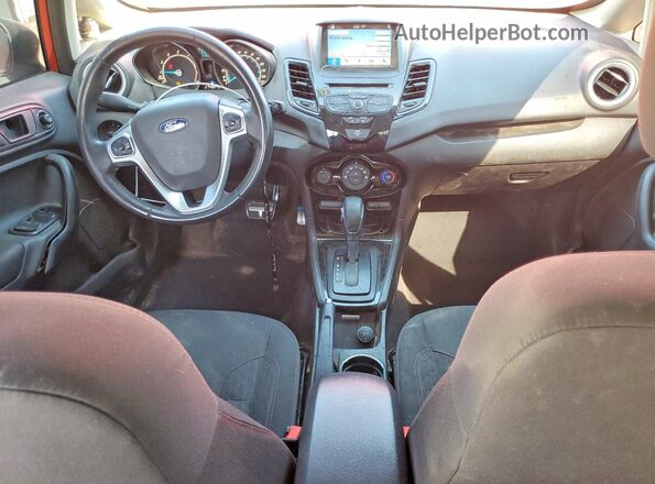 3FADP4DJXKM104993 2019 FORD FIESTA Red Вид панелі приладів