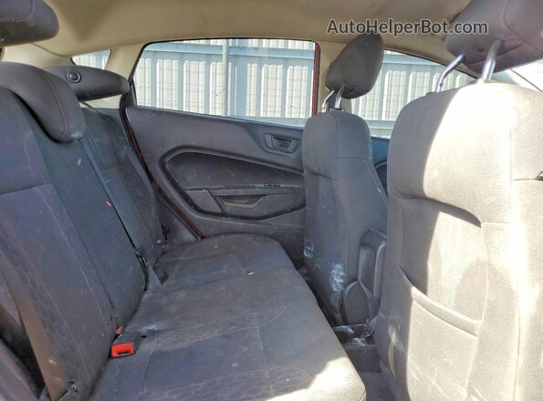 3FADP4DJXKM104993 2019 FORD FIESTA Red Вид задніх сидінь