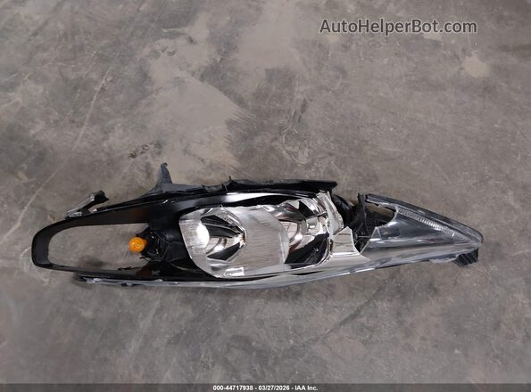 3FADP4EJ0JM142956 2018 FORD FIESTA Серебряный Вид щитка приборов
