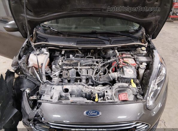 3FADP4EJ0JM142956 2018 FORD FIESTA Серебряный Вид сзади