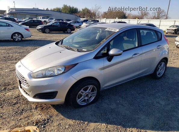 3FADP4EJ3KM116191 2019 FORD FIESTA Silver Vista tres cuartos delantera izquierda
