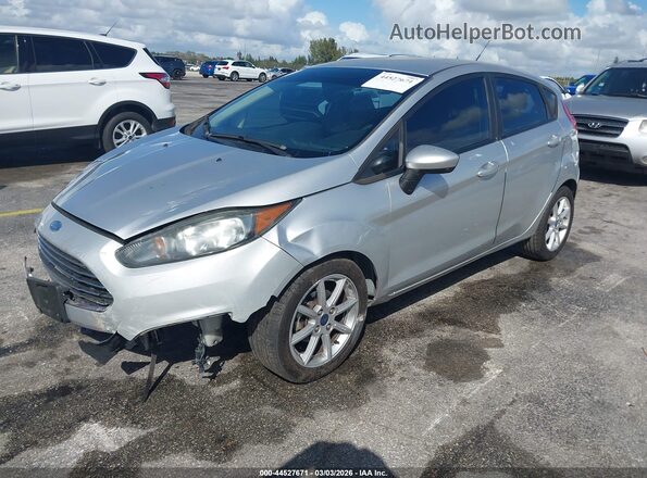 3FADP4EJ3KM150003 2019 FORD FIESTA Silver Vista tres cuartos delantera izquierda