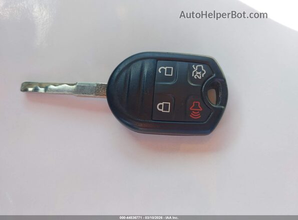 3FADP4EJ5JM136375 2018 FORD FIESTA Красный Вид панели приборов