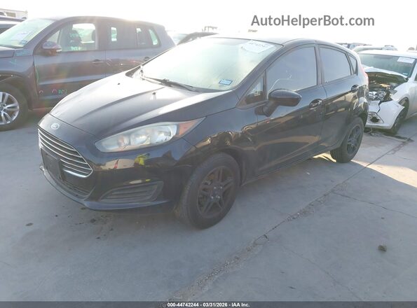 3FADP4EJ6JM110688 2018 FORD FIESTA Черный Передняя левая четверть