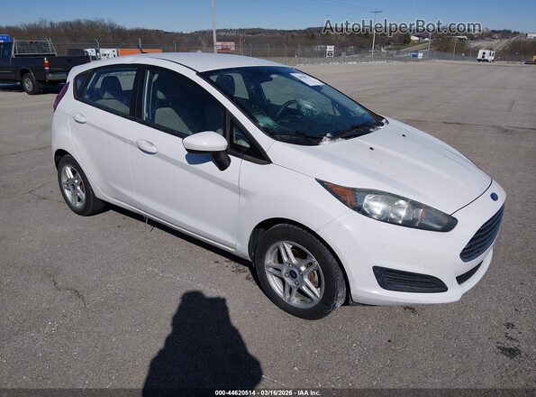 3FADP4EJ7JM119058 2018 FORD FIESTA White Передня права чверть