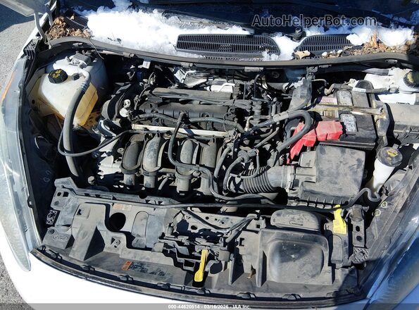 3FADP4EJ7JM119058 2018 FORD FIESTA White Вид ззаду