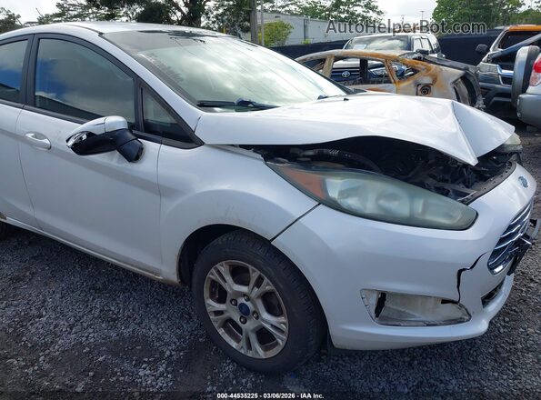 3FADP4EJ8GM165331 2016 FORD FIESTA Белый Вид щитка приборов