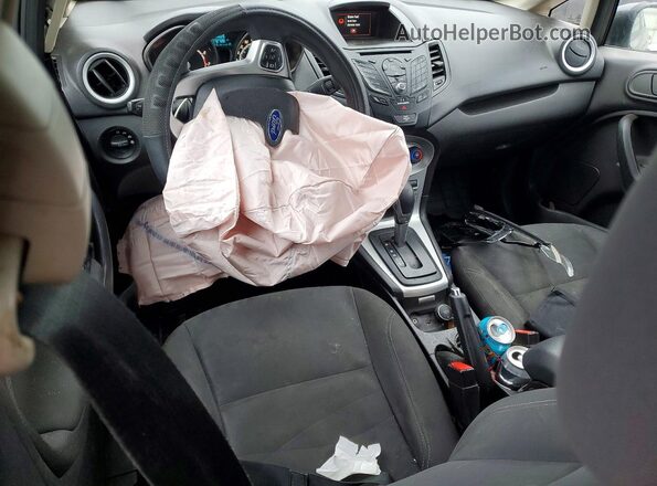 3FADP4EJ8JM119618 2018 FORD FIESTA Серый Вид панели приборов