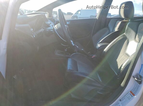 3FADP4GX2GM206523 2016 FORD FIESTA Белый Вид салона спереди