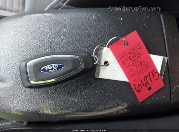 3FADP4GX9HM161744 2017 FORD FIESTA White Vista del salpicadero