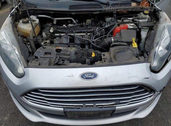 3FADP4TJ6GM105678 2016 FORD FIESTA Серебряный Вид задней части салона