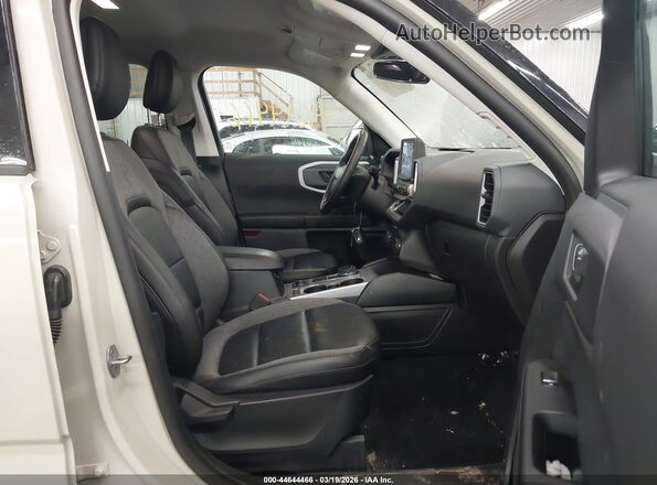 3FMCR9B66RRE67246 2024 FORD BRONCO SPORT Кремовый Вид салона спереди