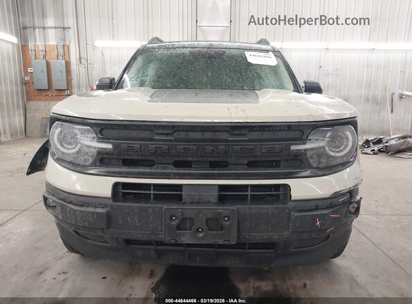 3FMCR9B66RRE67246 2024 FORD BRONCO SPORT Кремовый Вид задней части салона