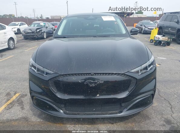 3FMTK1R41RMA23733 2024 FORD MUSTANG MACH-E Черный Вид щитка приборов