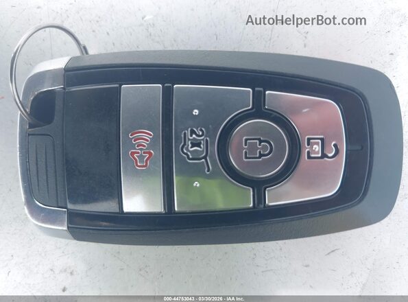3FMTK1R41RMA23733 2024 FORD MUSTANG MACH-E Черный Вид панели приборов