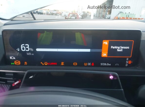 3FMTK1R44SMA10724 2025 FORD MUSTANG MACH-E Белый Вид задних сидений