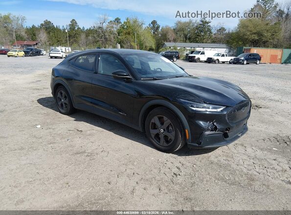 3FMTK1RM0NMA07811 2022 FORD MUSTANG MACH-E Черный Передняя правая четверть