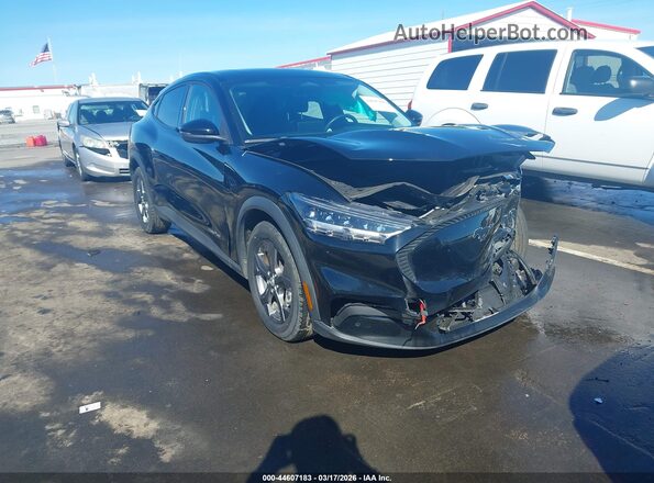 3FMTK1SS7NMA18541 2022 FORD MUSTANG MACH-E Black Przód prawy