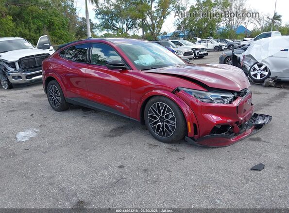 3FMTK3R45SMA50788 2025 FORD MUSTANG MACH-E PREMI Красный Передняя правая четверть