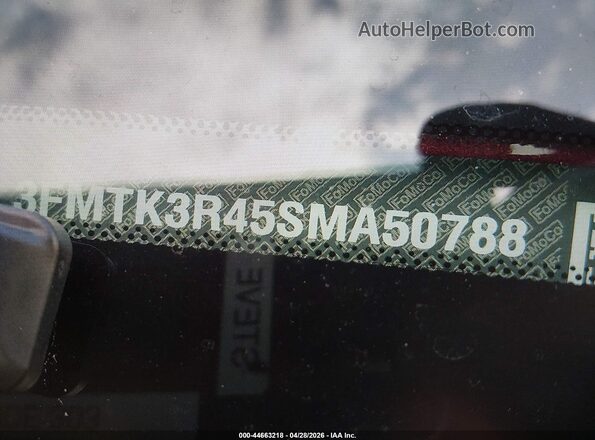 3FMTK3R45SMA50788 2025 FORD MUSTANG MACH-E PREMI Красный Вид подкапотного пространства