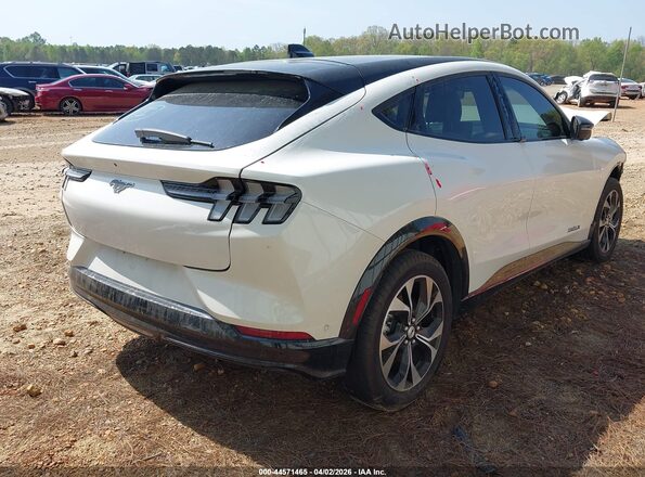 3FMTK3R74PMA63873 2023 FORD MUSTANG MACH-E PREMI Белый Задняя правая четверть