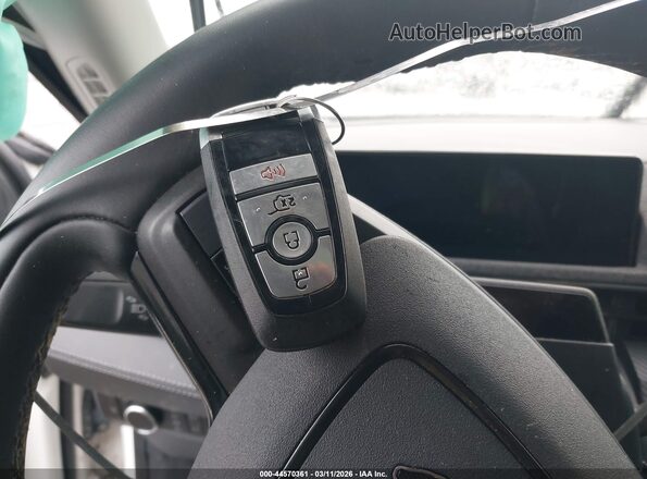 3FMTK3RM0PMA45859 2023 FORD MUSTANG MACH-E PREMI White Widok deski rozdzielczej