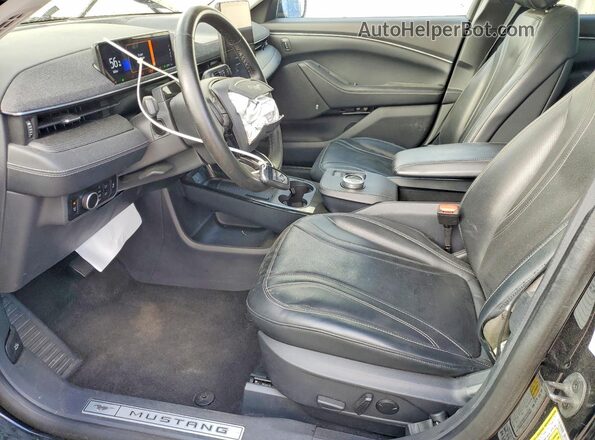 3FMTK3SU0PMB05617 2023 FORD MUSTANG MACH-E PREMI Черный Вид салона спереди