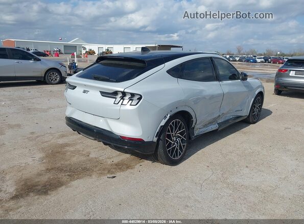 3FMTK4SX5PMA12141 2023 FORD MUSTANG MACH-E Белый Задняя правая четверть