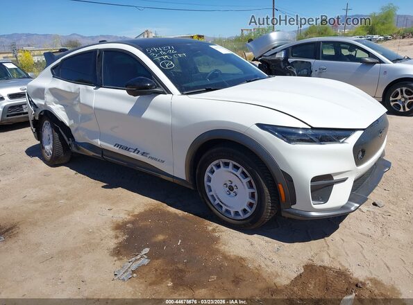 3FMTK4SX6SMA08138 2025 FORD MUSTANG MACH-E Белый Передняя правая четверть