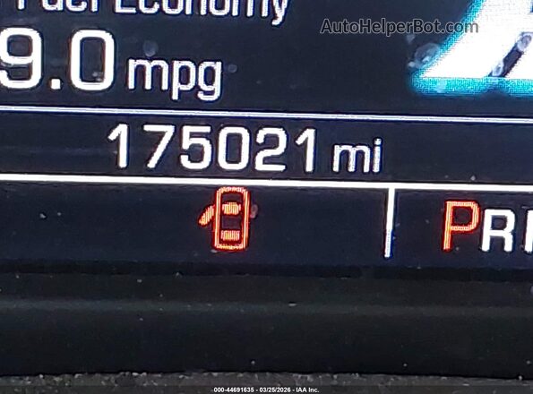 3GCPCREC9HG476736 2017 CHEVROLET SILVERADO Белый Вид задней части салона