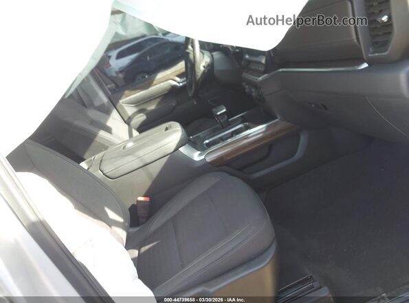 3GCUDDED4NG600600 2022 CHEVROLET SILVERADO Silver Vista interior delantera