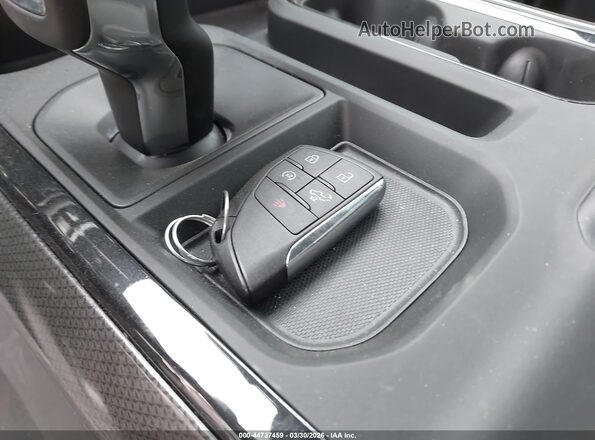 3GCUDHEL3RG262630 2024 CHEVROLET SILVERADO Черный Вид панели приборов