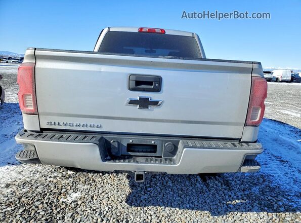 3GCUKPEC0JG379408 2018 CHEVROLET SILVERADO Серебряный Вид сзади