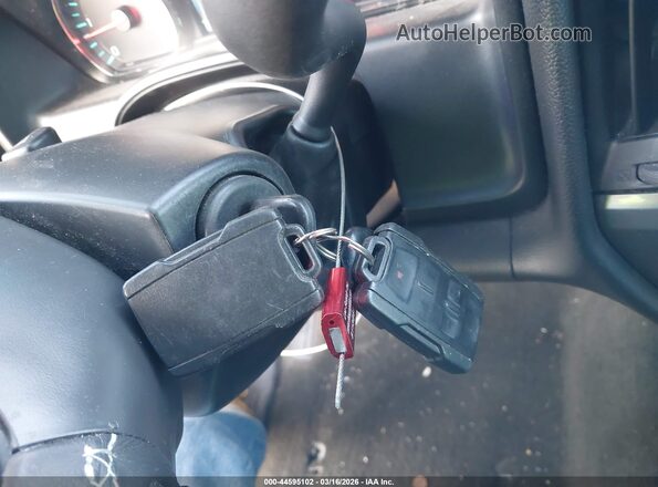3GCUKREC2HG380193 2017 CHEVROLET SILVERADO Silver Widok deski rozdzielczej
