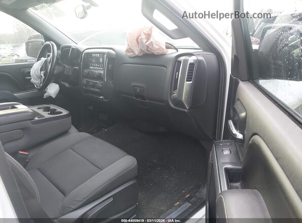 3GCUKRECXGG117206 2016 CHEVROLET SILVERADO Белый Вид салона спереди