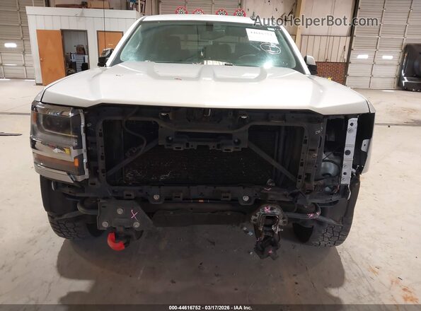 3GCUKREH3GG164797 2016 CHEVROLET SILVERADO Серебряный Вид спереди