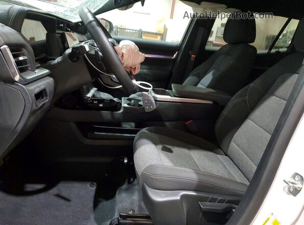 3GKALMEG1TL336082 2026 GMC TERRAIN Белый Вид салона спереди
