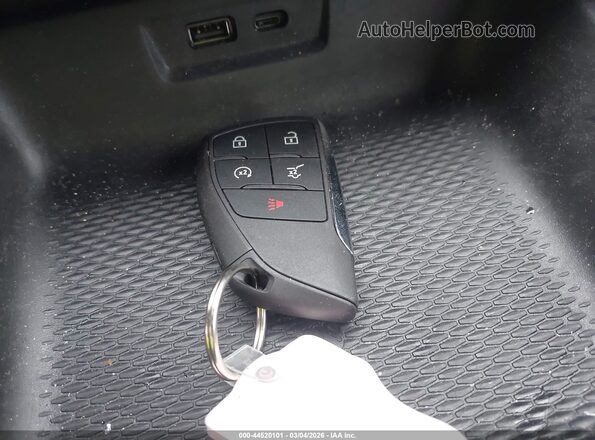 3GKALMEG5TL319172 2026 GMC TERRAIN Черный Вид панели приборов