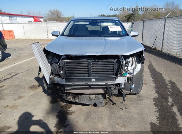 3GKALMEV7NL107522 2022 GMC TERRAIN Silver Widok wnętrza z tyłu