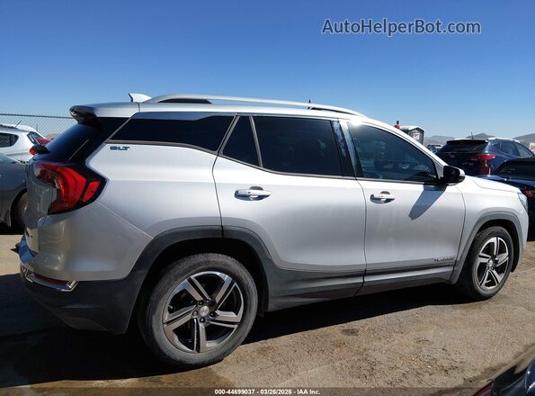 3GKALPEV2KL368716 2019 GMC TERRAIN Серебряный Вид задней части салона