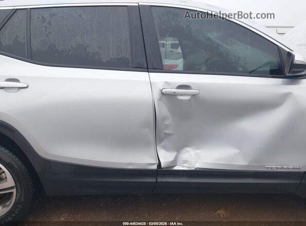 3GKALPEV6ML358077 2021 GMC TERRAIN Серебряный Вид спереди