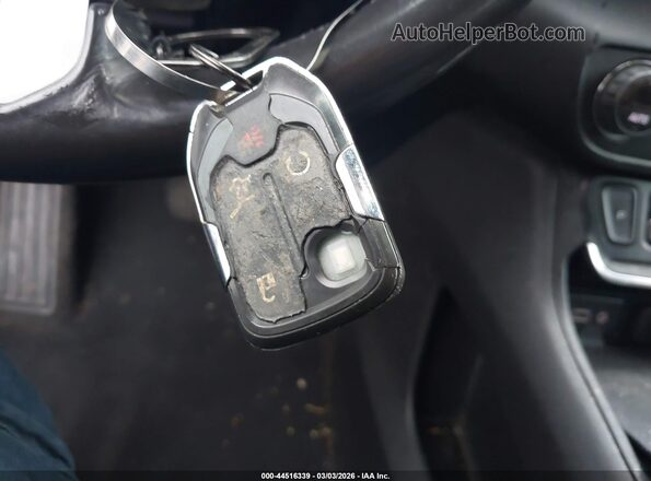 3GKALTEV0KL244095 2019 GMC TERRAIN Черный Вид панели приборов