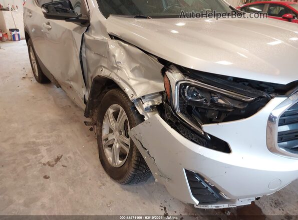 3GKALTEV6LL214987 2020 GMC TERRAIN Серебряный Вид спереди