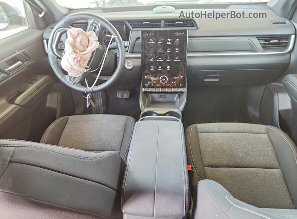 3GKALUEG0SL266380 2025 GMC TERRAIN Белый Вид панели приборов